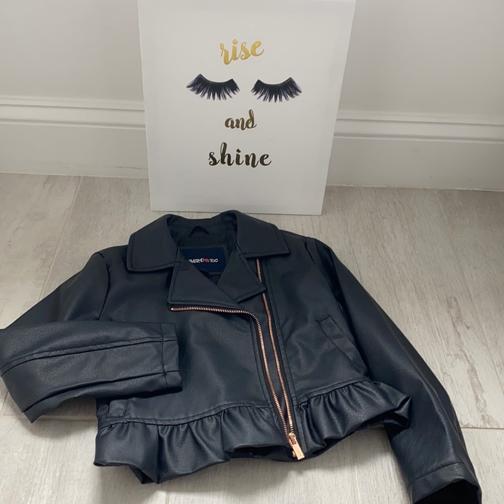 🖤Dark Navy (almost black) faux leather jacket 🖤